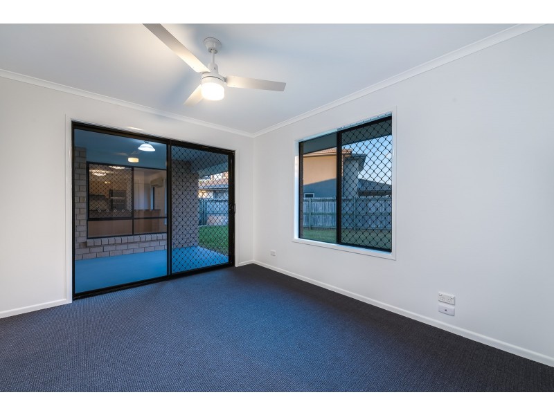 60 Highcrest Circuit, Molendinar QLD 4214