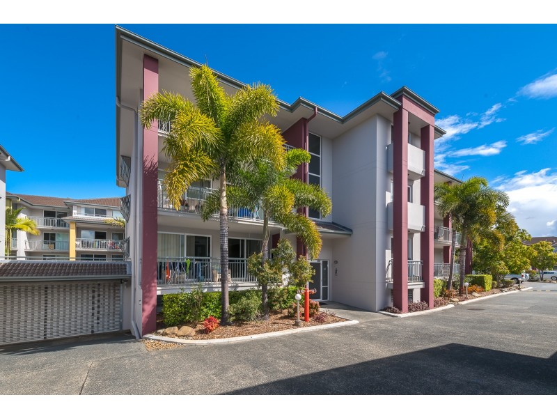 403/33 Clark Street, Biggera Waters QLD 4216