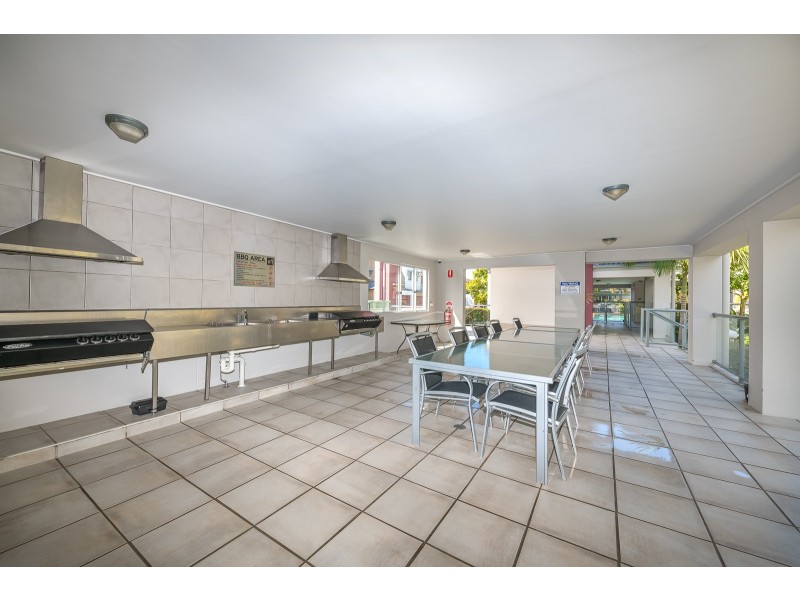 403/33 Clark Street, Biggera Waters QLD 4216