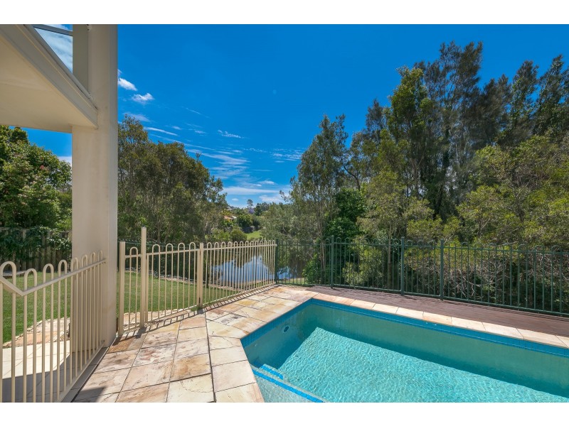 16 Palm Street, Pacific Pines QLD 4211