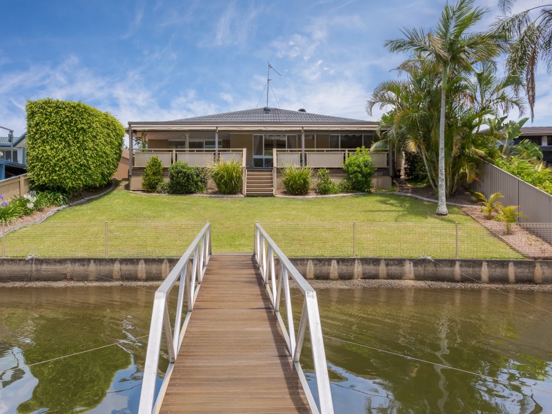 129 Witt Avenue, Carrara QLD 4211