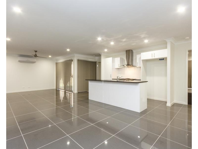 Ormeau Hills QLD 4208