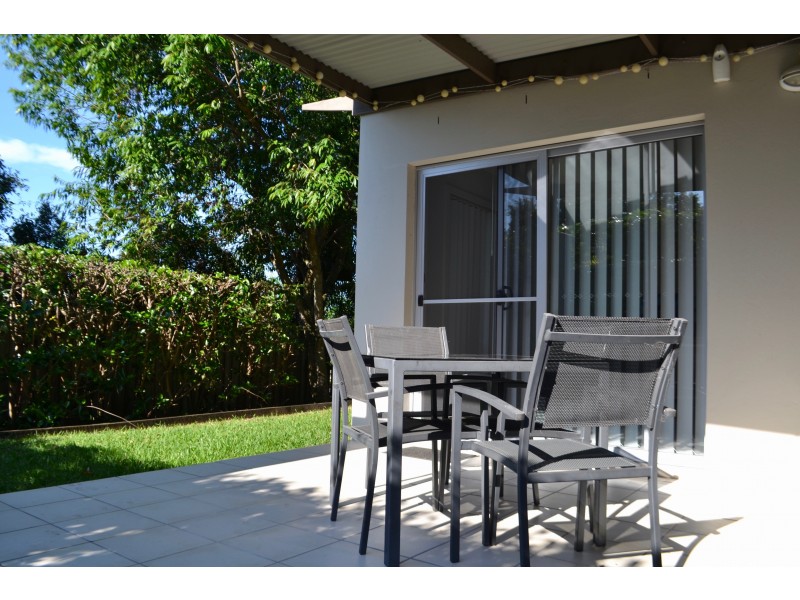6/215 Benowa Road, Benowa QLD 4217