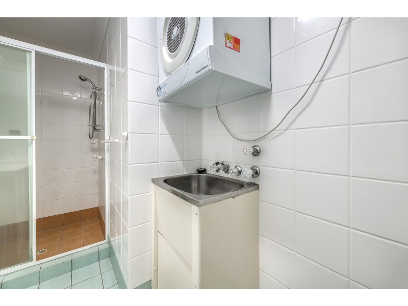 7/17 Riverview Parade, Surfers Paradise QLD 4217