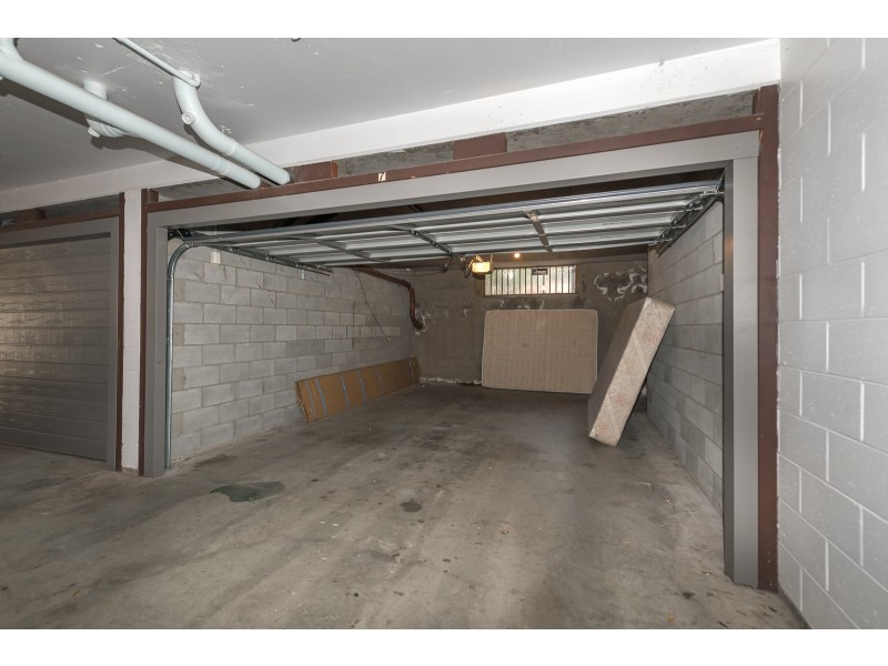 7/17 Riverview Parade, Surfers Paradise QLD 4217