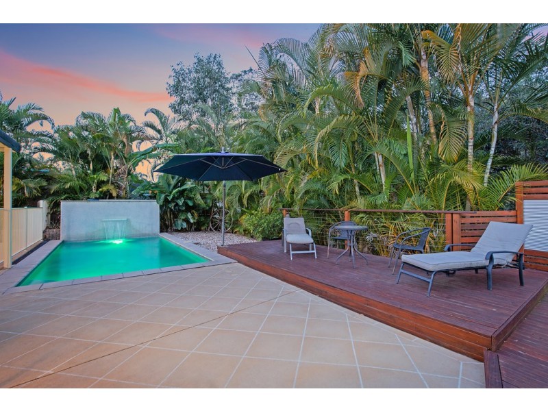 18 Davis Cup Court, Oxenford QLD 4210