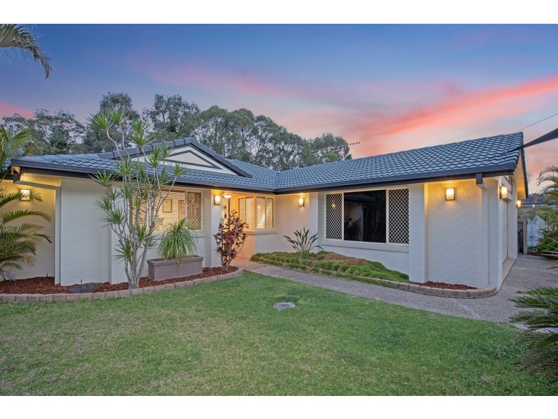 18 Davis Cup Court, Oxenford QLD 4210