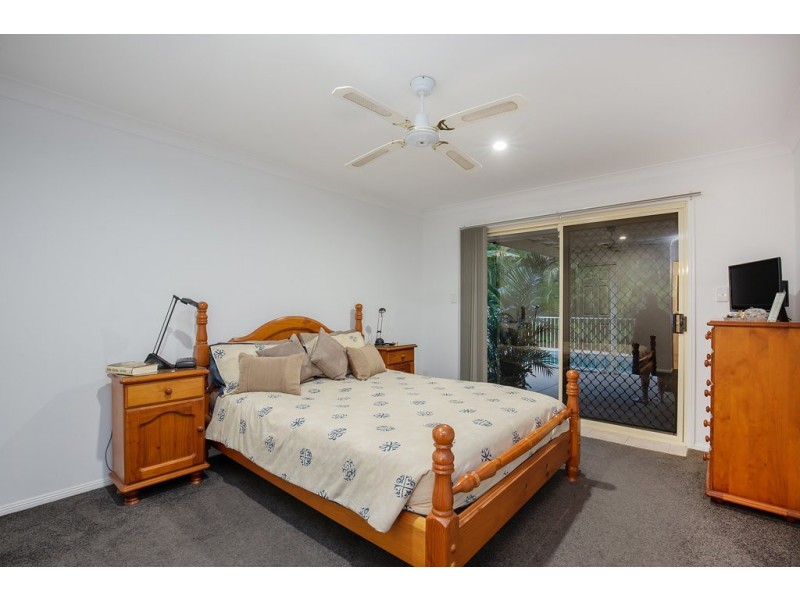 18 Davis Cup Court, Oxenford QLD 4210
