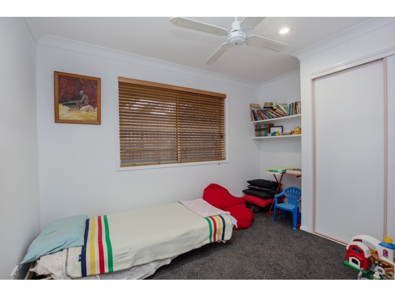 18 Davis Cup Court, Oxenford QLD 4210