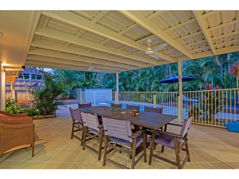 18 Davis Cup Court, Oxenford QLD 4210