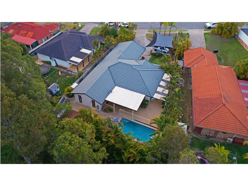 18 Davis Cup Court, Oxenford QLD 4210