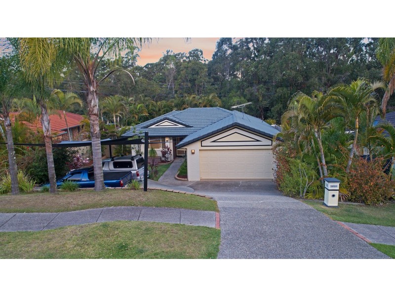 18 Davis Cup Court, Oxenford QLD 4210