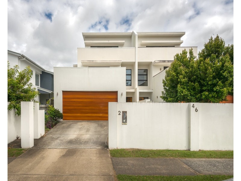 2/46 Bayview Street, Runaway Bay QLD 4216