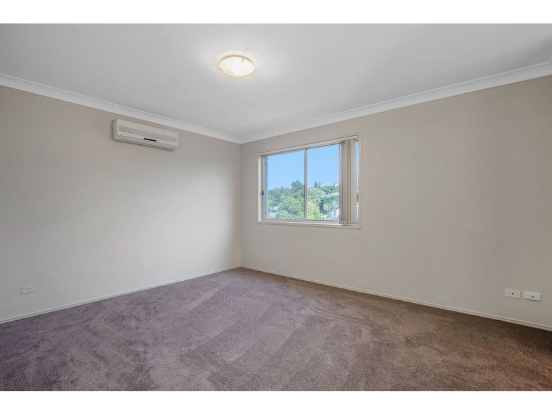 10 Rimu Place, Molendinar QLD 4214