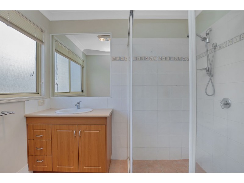 10 Rimu Place, Molendinar QLD 4214
