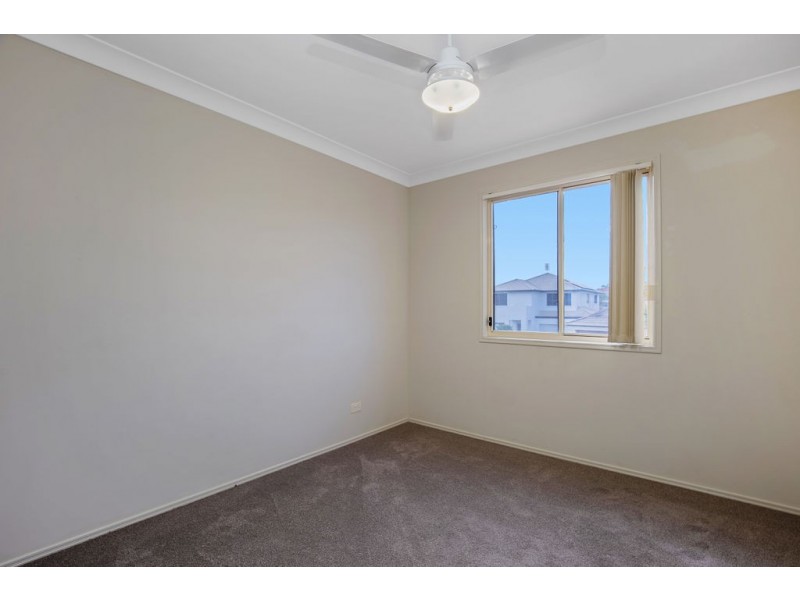 10 Rimu Place, Molendinar QLD 4214