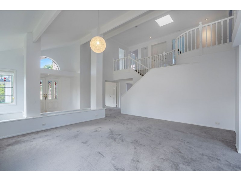 1 Tweed Heads Avenue, Tamborine Mountain QLD 4272