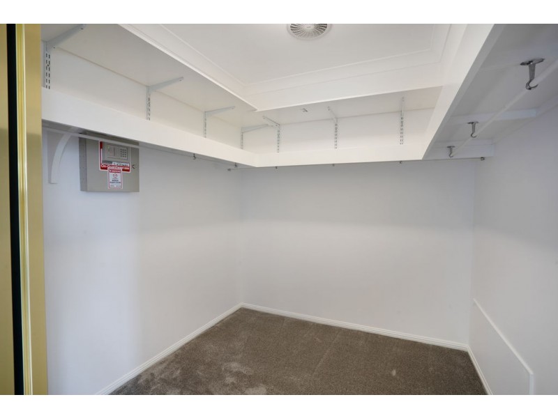 1 Tweed Heads Avenue, Tamborine Mountain QLD 4272