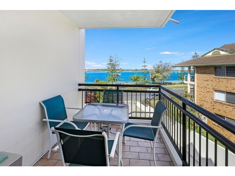 27/452 Marine Parade, Biggera Waters QLD 4216
