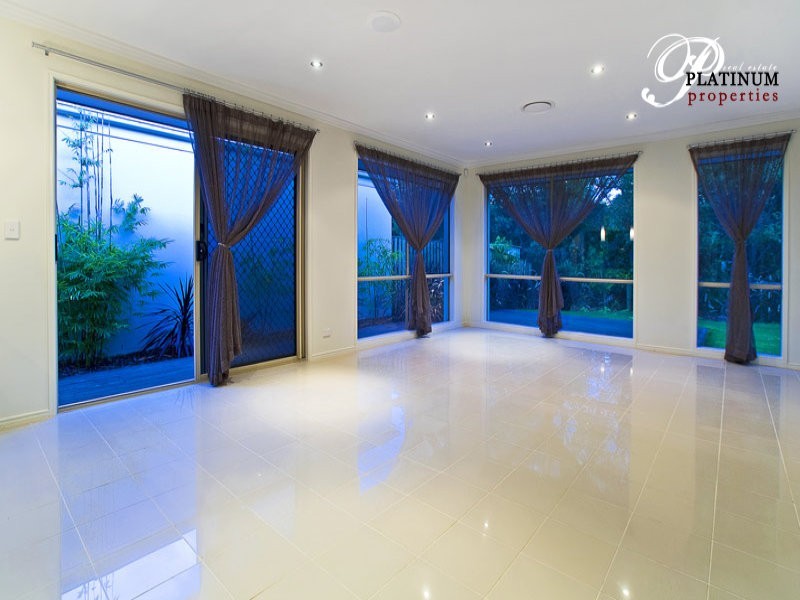 10 Hans Street, Upper Coomera QLD 4209