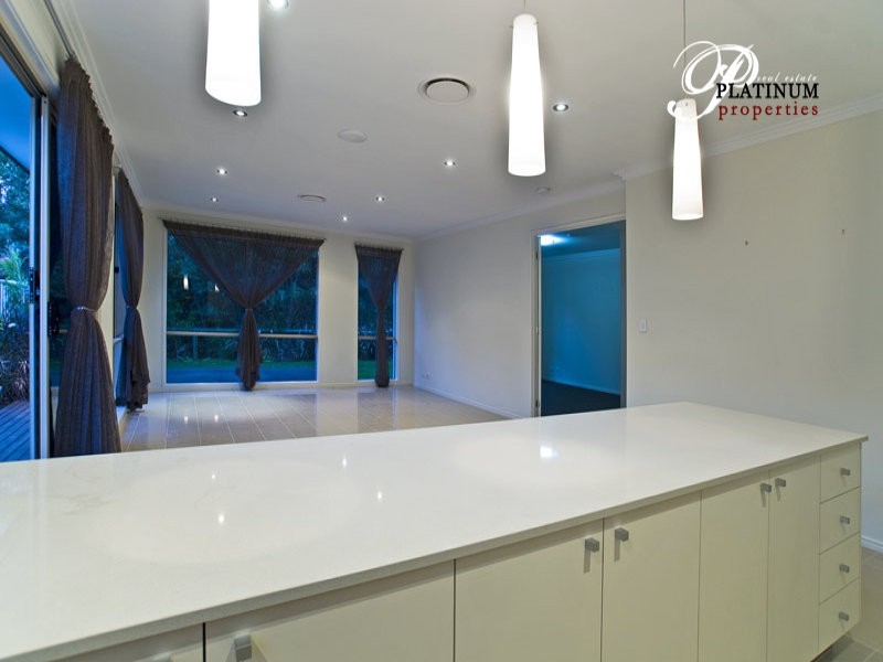 10 Hans Street, Upper Coomera QLD 4209