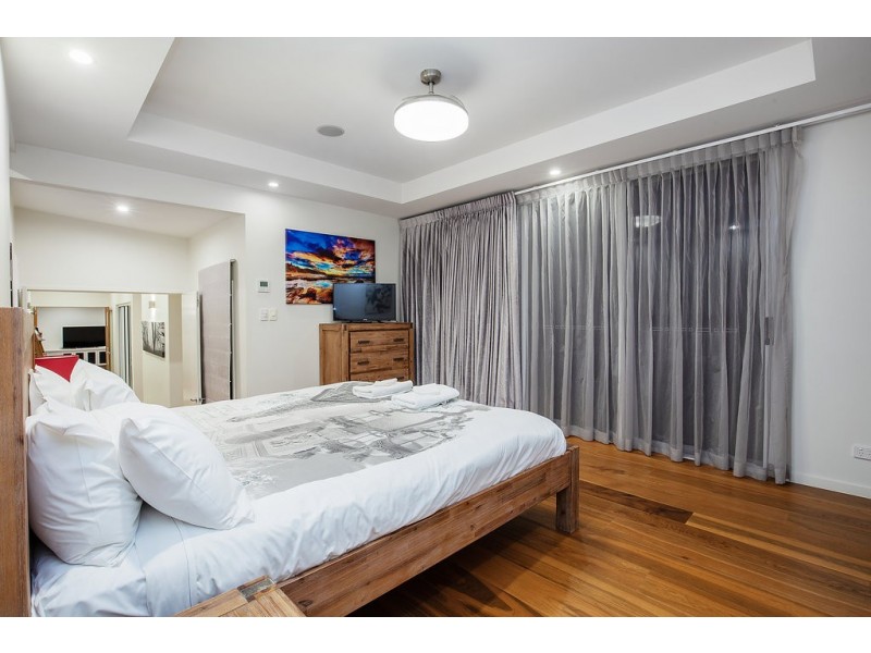 81 Magnetic Drive, Tamborine Mountain QLD 4272