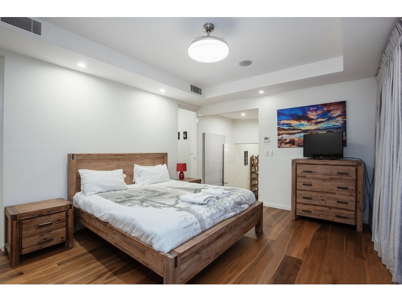 81 Magnetic Drive, Tamborine Mountain QLD 4272