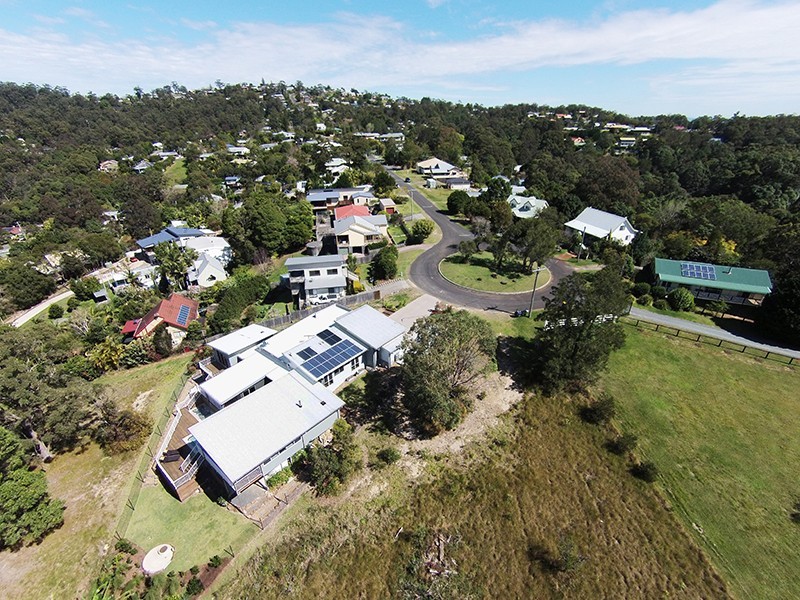 81 Magnetic Drive, Tamborine Mountain QLD 4272