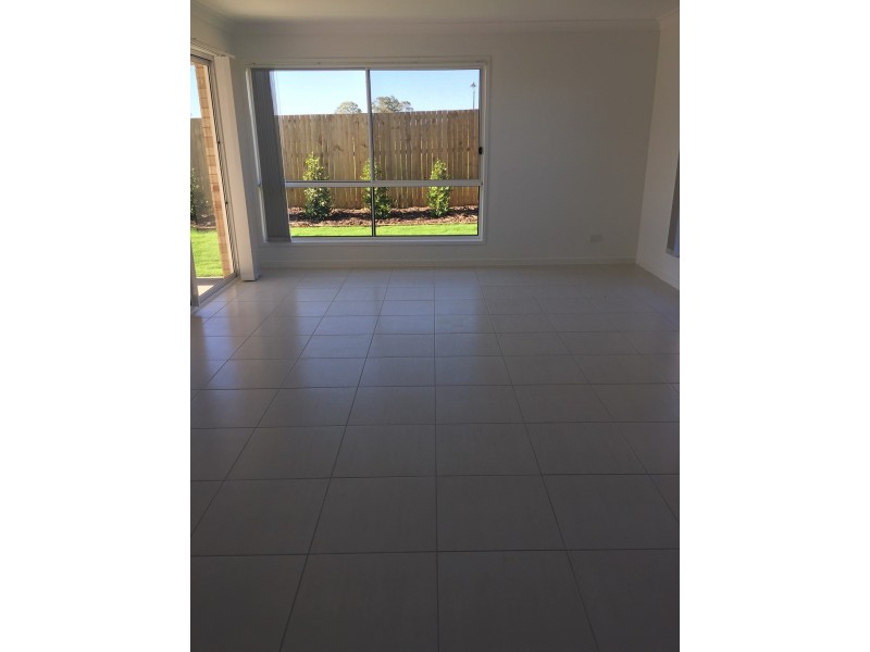 309 Chisolm Way, Pimpama QLD 4209