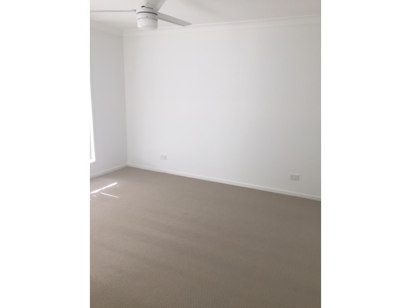 309 Chisolm Way, Pimpama QLD 4209