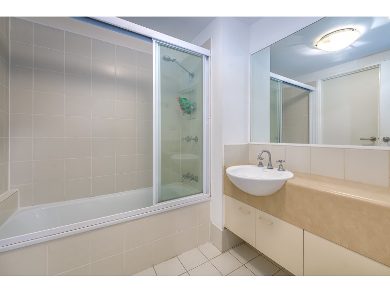 39/2320-2330 Gold Coast Highway, Mermaid Beach QLD 4218