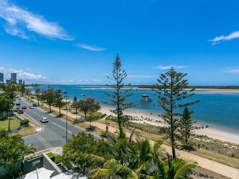 1/28 Parr Street, Biggera Waters QLD 4216