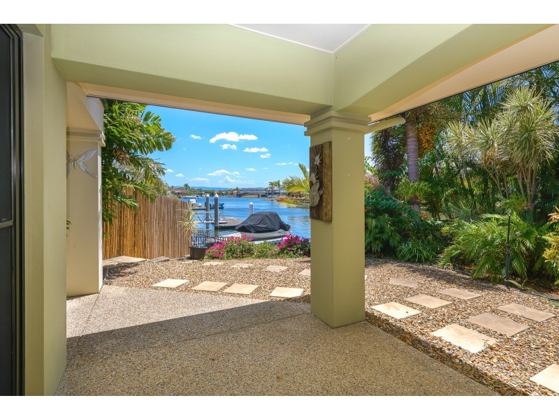 80/76 Bayview Street, Runaway Bay QLD 4216