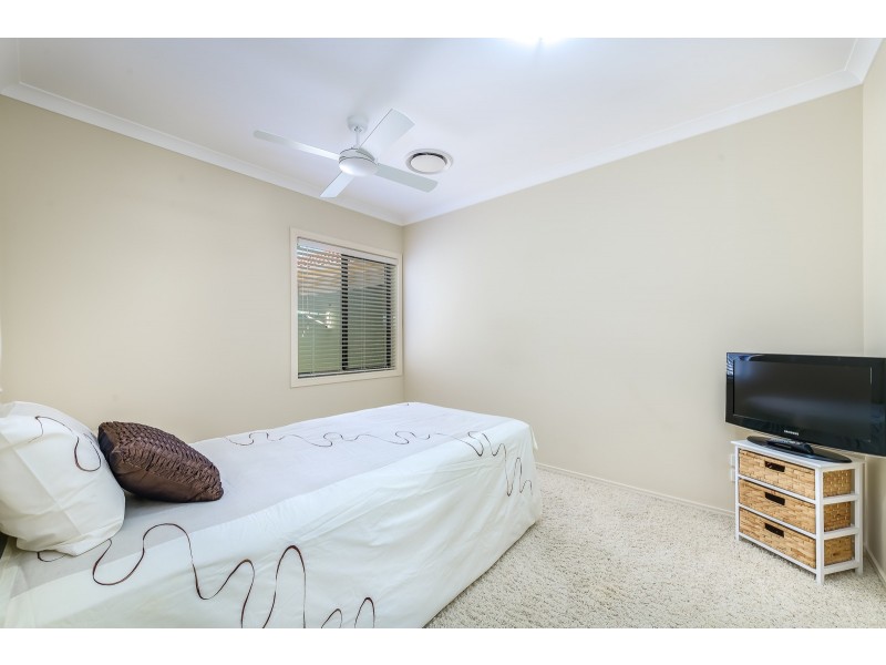 80/76 Bayview Street, Runaway Bay QLD 4216