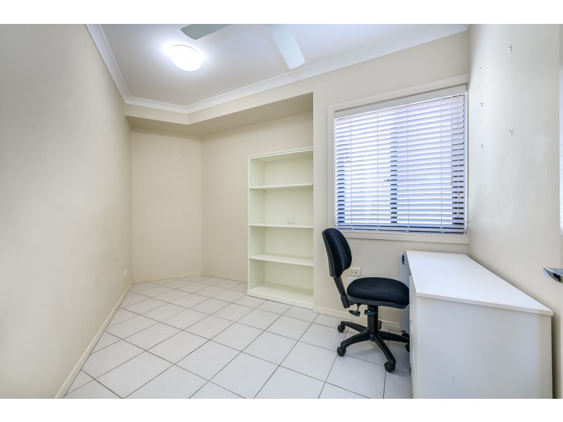 80/76 Bayview Street, Runaway Bay QLD 4216