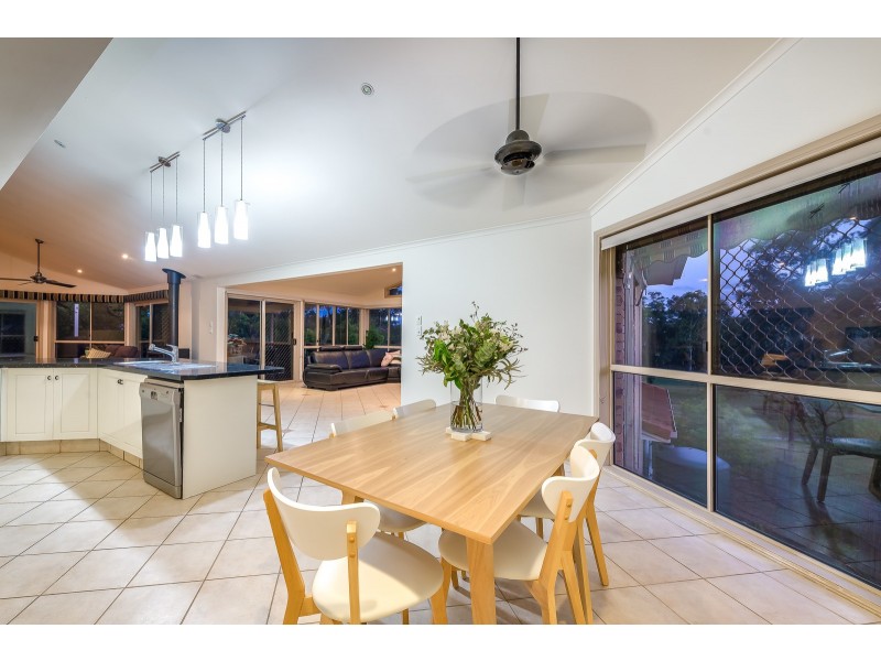 10 Pickworth Court, Parkwood QLD 4214