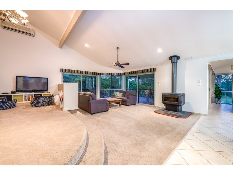 10 Pickworth Court, Parkwood QLD 4214