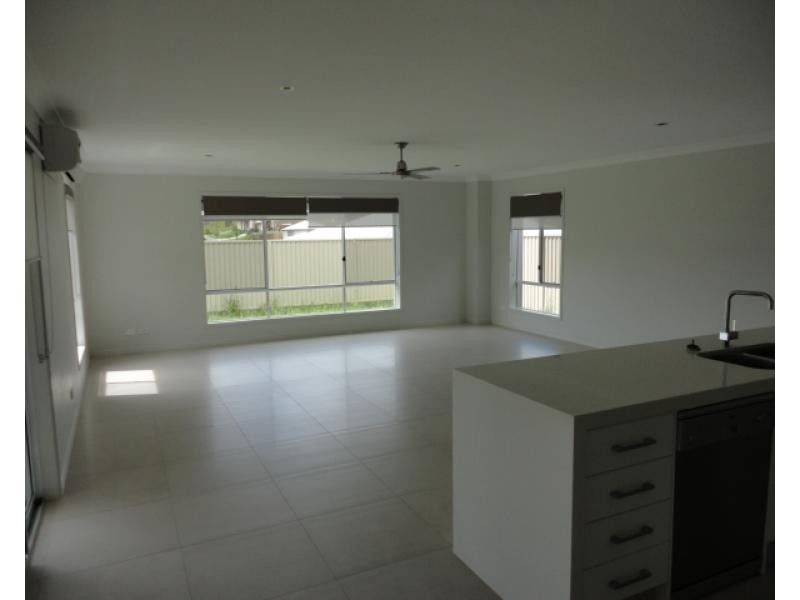 7 Chromata Lane, Coomera QLD 4209