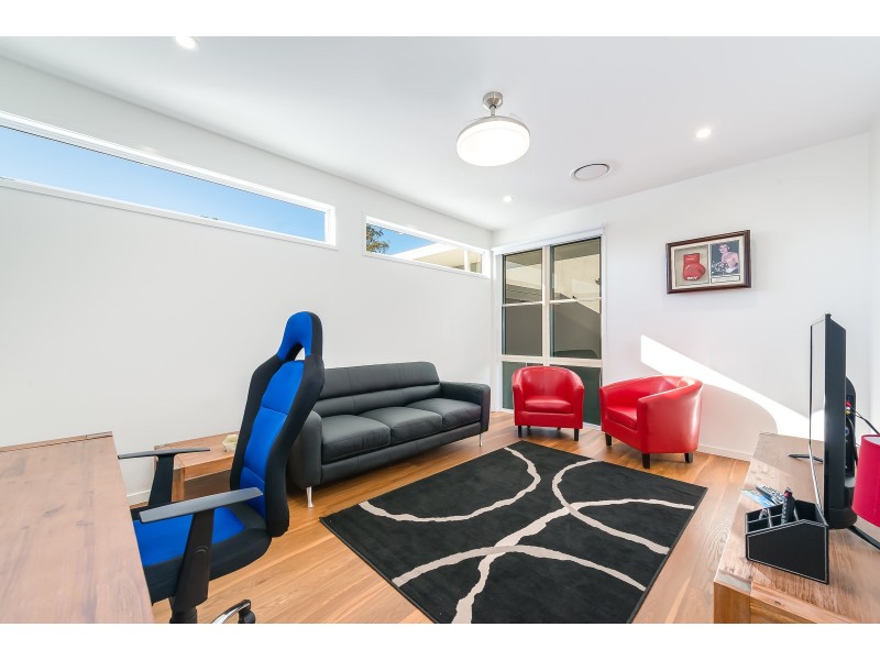 81 Magnetic Drive, Tamborine Mountain QLD 4272