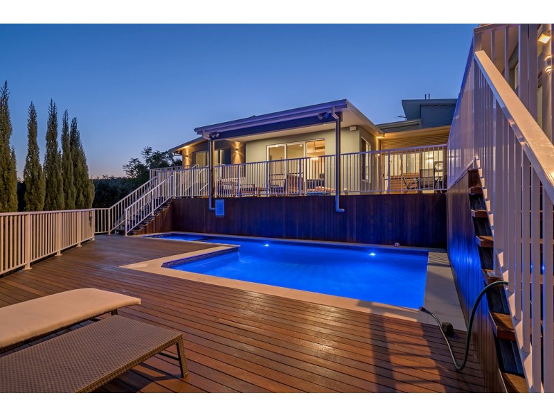 81 Magnetic Drive, Tamborine Mountain QLD 4272