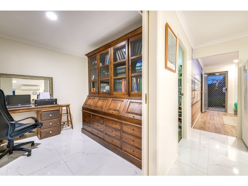 25 Angelo Avenue, Coombabah QLD 4216