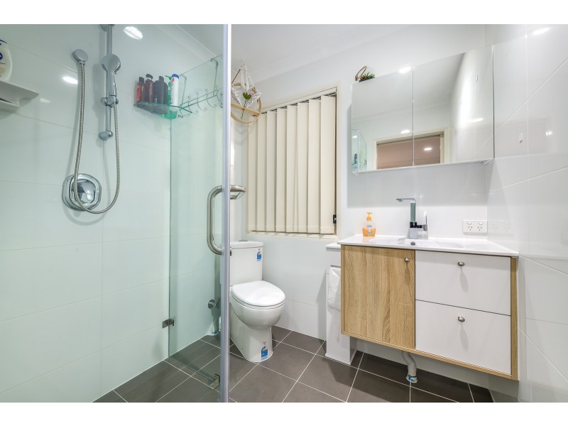 25 Angelo Avenue, Coombabah QLD 4216