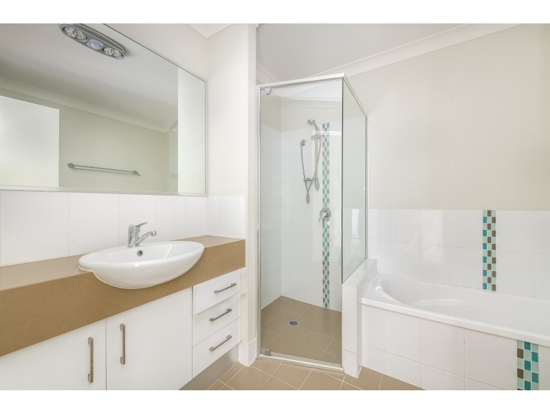 2/46 Buchanan Circuit, Oxenford QLD 4210