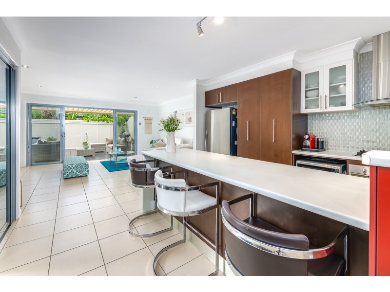 1/7 Sandy Court, Southport QLD 4215