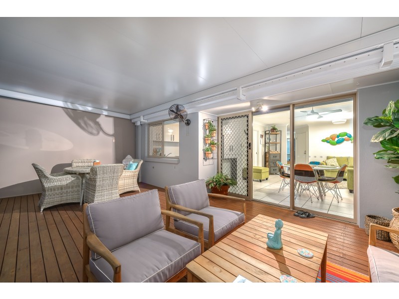 24/191 Greenacre Drive, Arundel QLD 4214