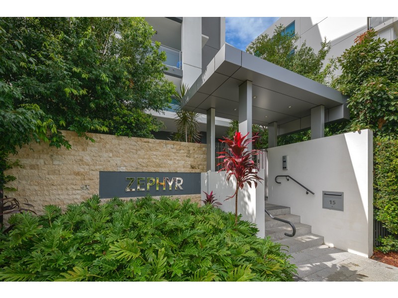 705/15 Compass Drive, Biggera Waters QLD 4216