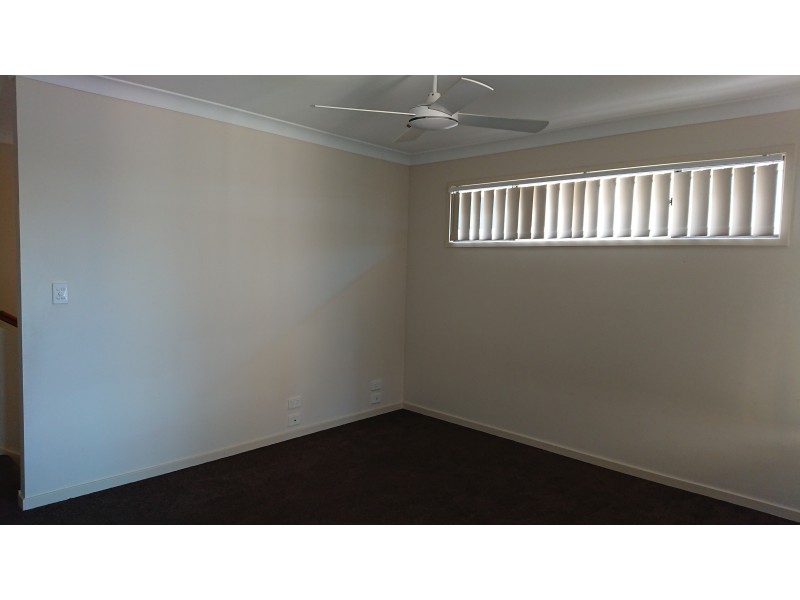 42 Rose Valley Drive, Upper Coomera QLD 4209