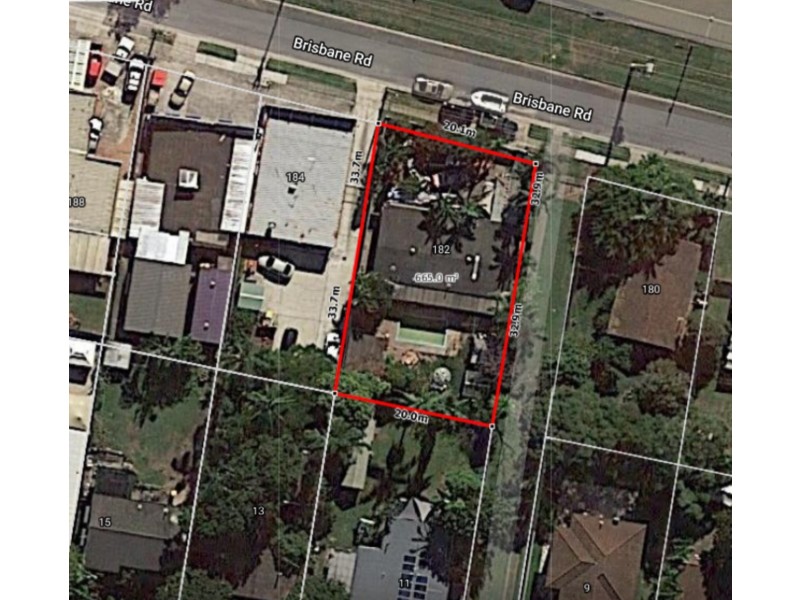 182 Brisbane Road, Arundel QLD 4214