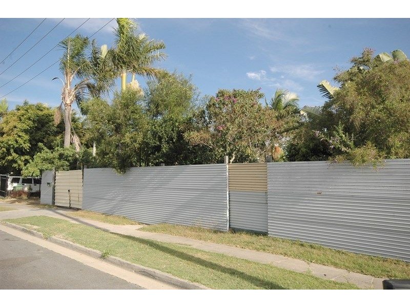 182 Brisbane Road, Arundel QLD 4214