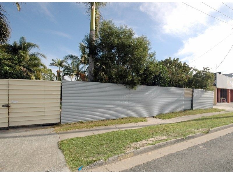 182 Brisbane Road, Arundel QLD 4214